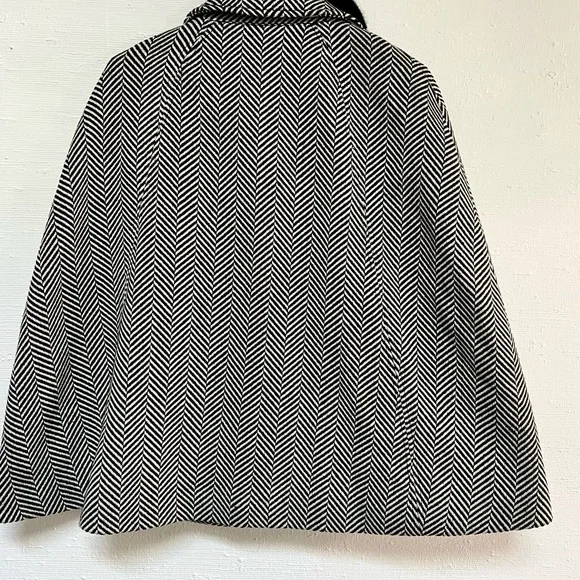 Talbots Cape Coat - Picture 5 of 9